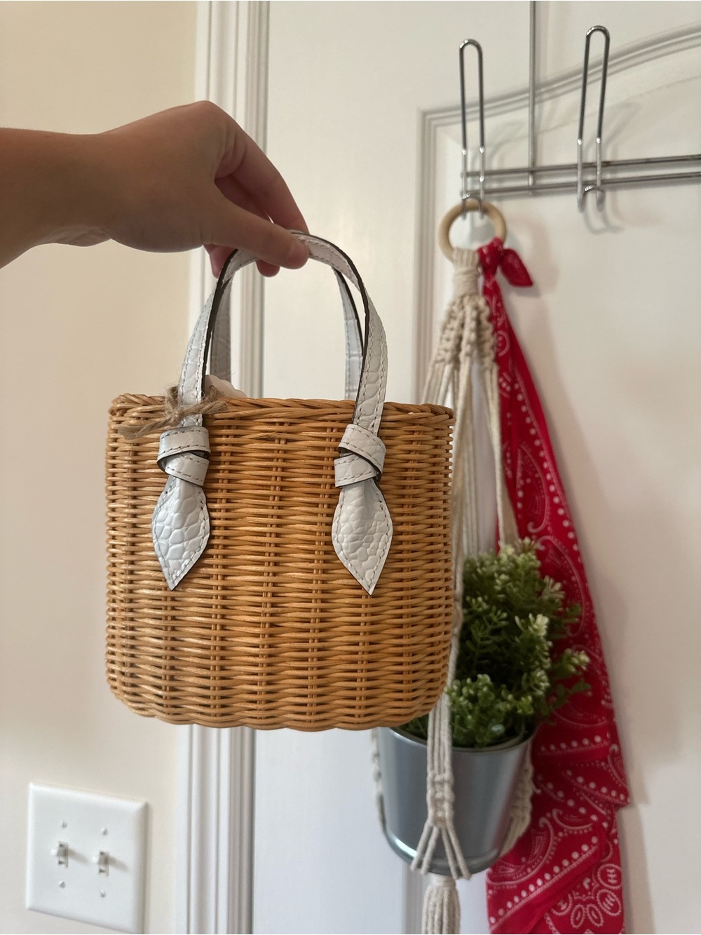 Pamela Munson Bea Bag – Straw/Wicker Summer Handbag